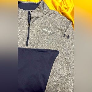 **NWOT** Under Armour Pullover w/Mirage Logo